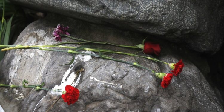 INDH denunció vandalización de memorial en puente Pichoy de Los Ríos