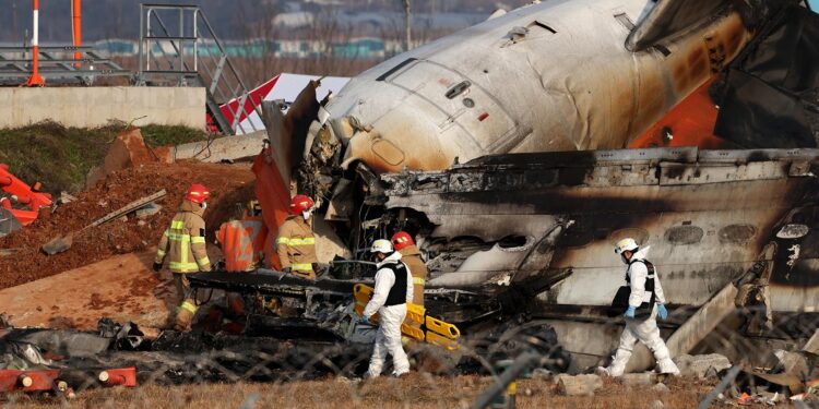 Aerolínea surcoreana sufre 67 mil cancelaciones tras accidente con 179 muertos