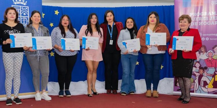 Invitan a osorninas a inscribirse en programa “Mujeres jefas de hogar”
