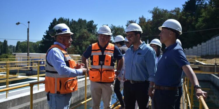 Mesa de descontaminación de los ríos Rahue y Damas realizaron visita técnica a Suralis y Watts