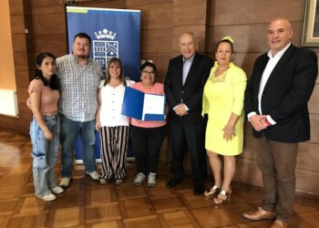 Osorno: Entregan certificado de recepción definitiva de proyecto “Villa Alto Esperanza 2” en Ovejería 