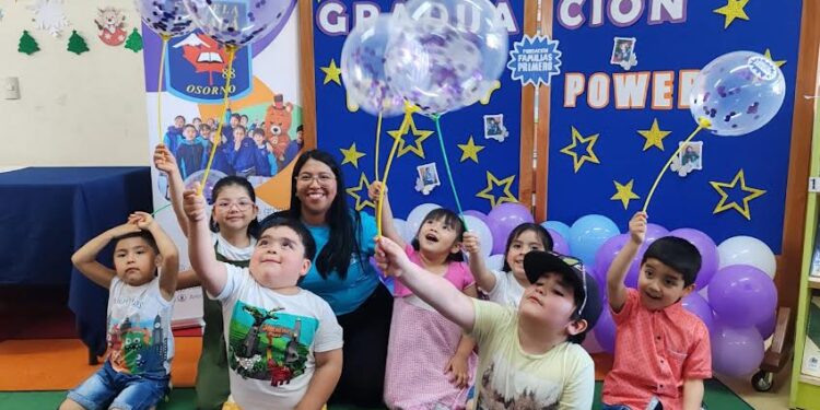 Escuela Canadá firma convenio para fortalecer apoyo a familias de parvularia