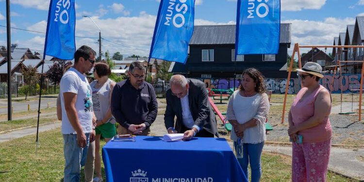 Dan el vamos a construcción de nueva multicancha en sector Brisas de Mirasur 2