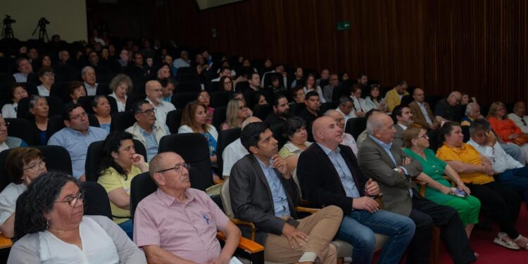 Dirigentes locales participaron en jornada sobre plan regulador de Osorno