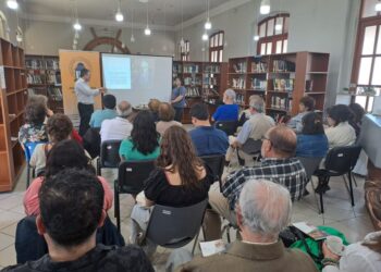 En Osorno se realizó segunda conferencia histórica: abordó legado de Monseñor Valdés
