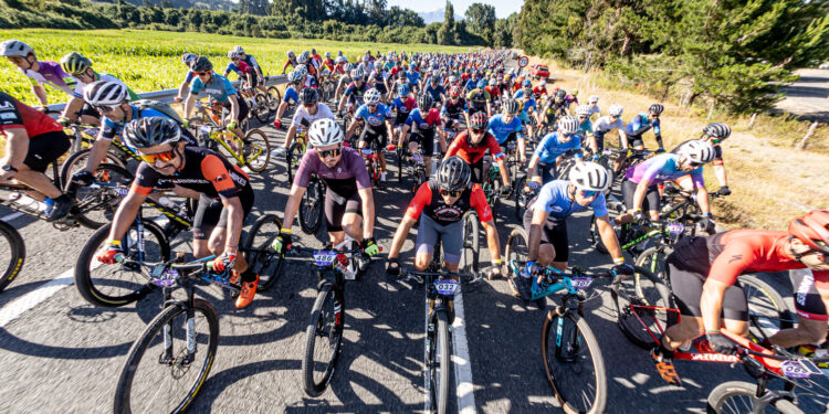 CVO 2025: 700 deportistas desafiaron el Volcán Osorno en la 21ª edición del evento