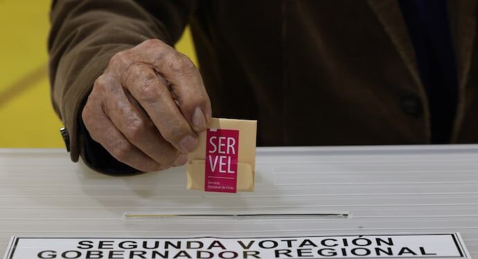 Este lunes asumen los gobernadores y consejeros regionales electos en la región
