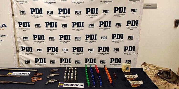 Operativo de la PDI decomisó armas y municiones en San Juan de la Costa: hay un detenido