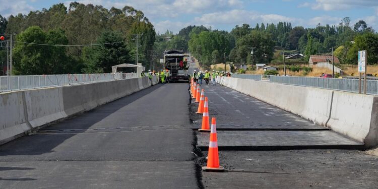Concejal de Osorno calificó de “apresurada” decisión de habilitar una vía en puente Cancura