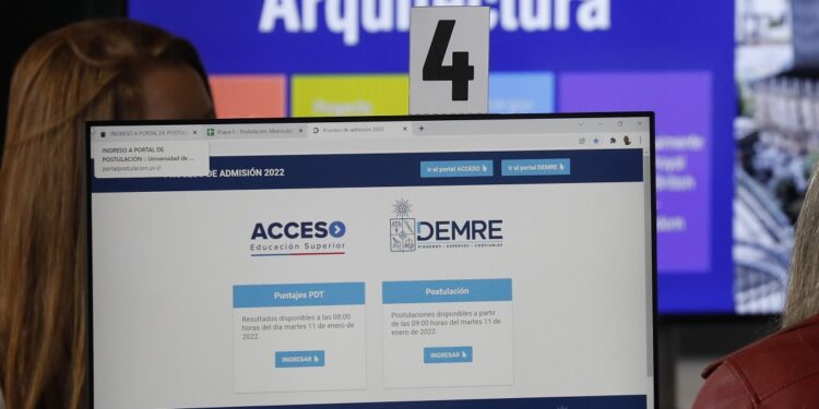 Tras resultados de la PAES: Consejos para postular correctamente a universidades