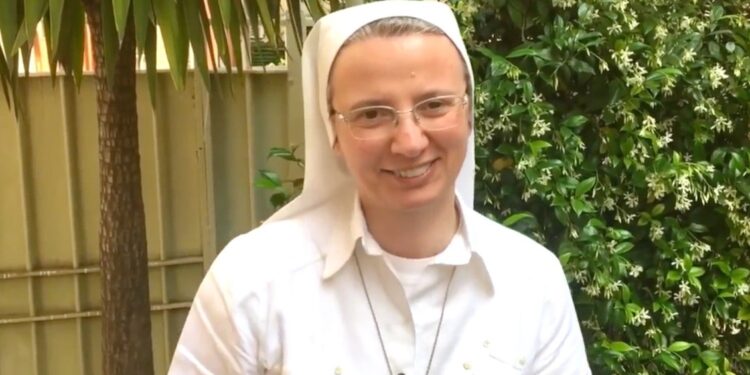 El papa nombró por primera vez a una mujer como prefecto de un Dicasterio del Vaticano