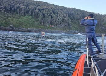 Prisión preventiva para patrón de lancha que naufragó en Bahía Mansa