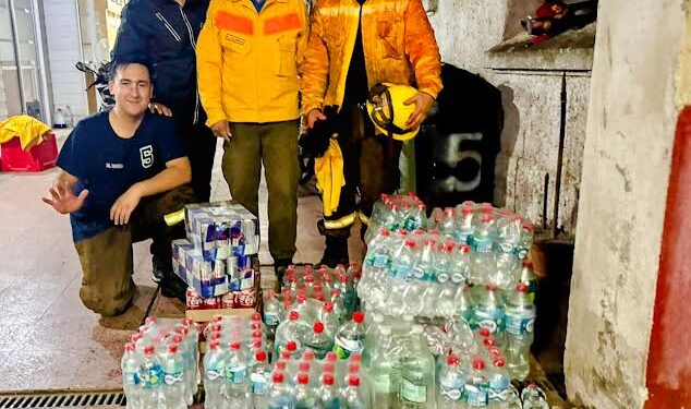 Casino MDS entregó donación a Bomberos de Tomé en apoyo a la emergencia por incendios