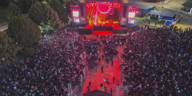 Más de 15 mil personas asistieron a noche final de festival de la leche y la carne 2025