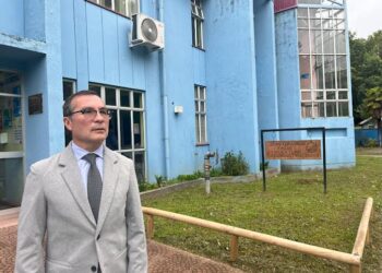 Liceo Industrial aplica plan preventivo por extraños olores en la zona del establecimiento y sector Chuyaca