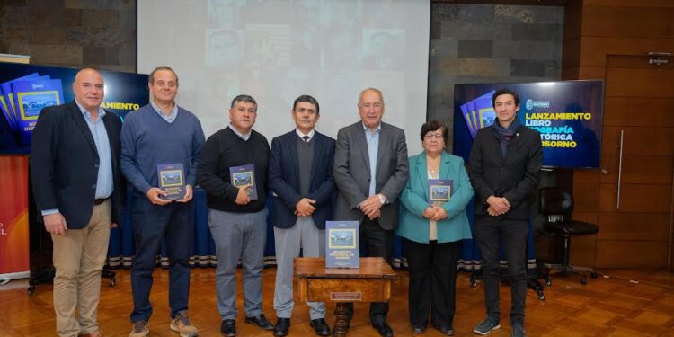 Lanzan libro “Biografía Histórica de Osorno” que reconoce aporte de más de 100 personas