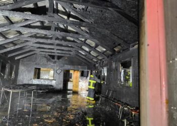 Incendio afectó salón de capilla en Tacamó: iglesia no se vio involucrada