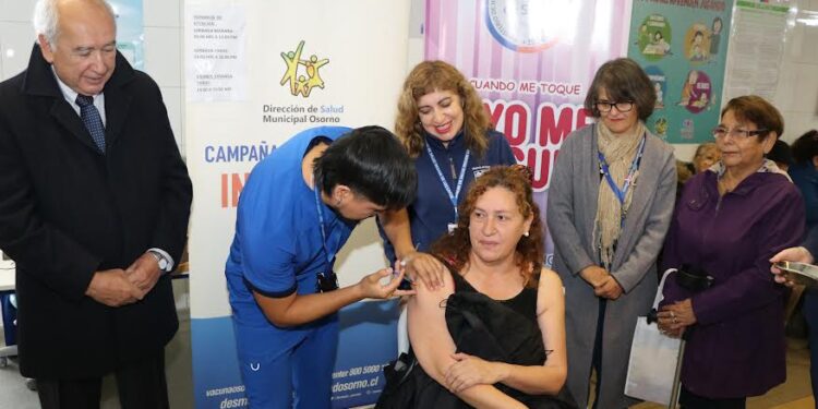 Con énfasis en grupos de riesgo inician Campaña de Vacunación en la provincia de Osorno 
