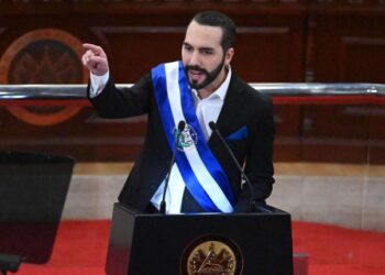 Cadem: Crece número de chilenos que desean que próximo Presidente de Chile sea como Bukele