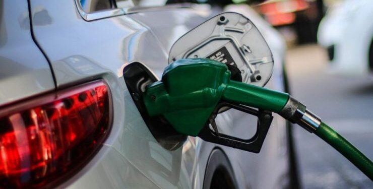 ENAP informó fuerte baja en los precios de las bencinas desde este jueves