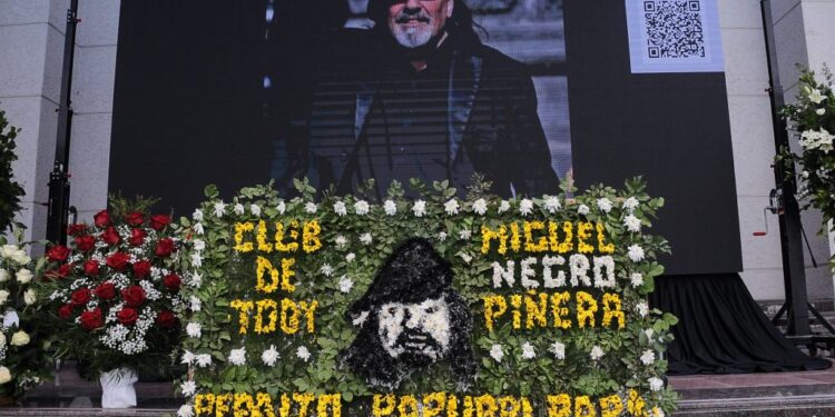 Emotiva despedida a Miguel ‘Negro’ Piñera en el Parque del Recuerdo