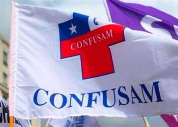 Confusam inicia paro nacional por crisis en la atención primaria: movilización afecta a centros de salud en todo Chile