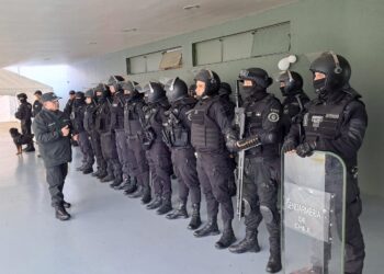 Gendarmería incauta teléfonos, armas y drogas en quinto allanamiento nacional simultáneo