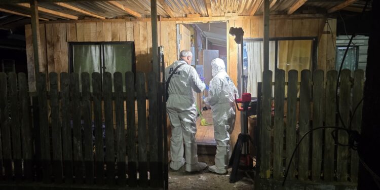 PDI investiga brutal homicidio de mujer en Osorno: suegra fue detenida