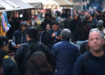 Estudio revela que asalariados informales en el sector privado se aproximan al millón