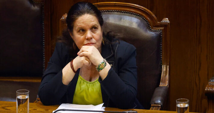 Comisión revisora rechaza AC contra exministra Fernández: Mañana se vota en la Sala de la Cámara