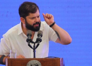 Cambios en el Gobierno: Salen Fernández y Crispi, y hay nueva ministra Segpres