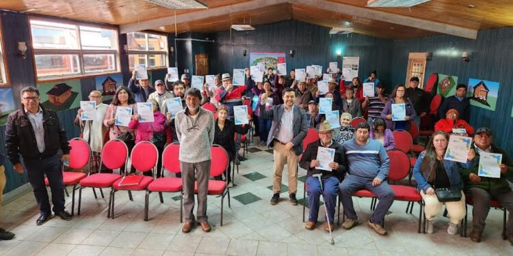 Entregan 58 subsidios habitacionales rurales a familias de San Juan de la Costa