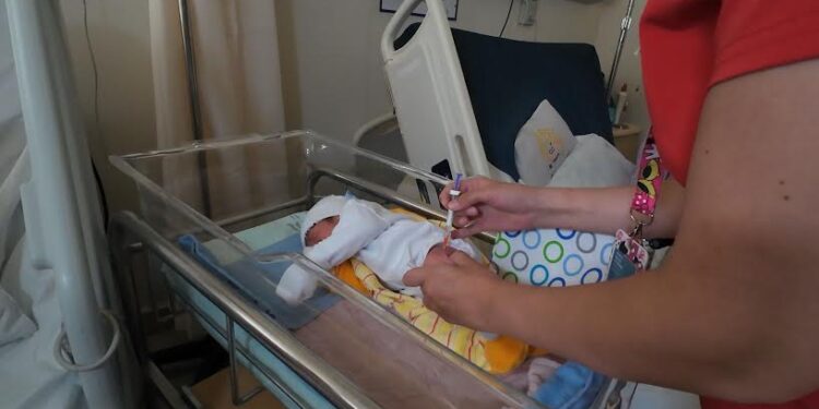 Inmunización contra el Virus Respiratorio Sincicial alcanza 80% de cobertura en la provincia de Osorno  