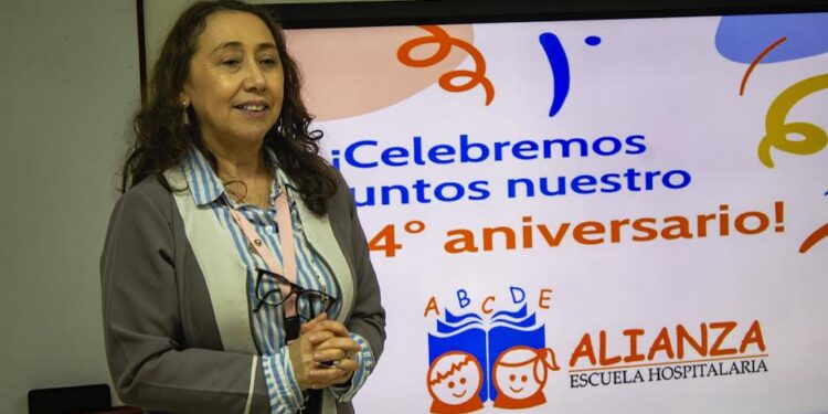 Destacan rol de la Escuela Hospitalaria “Alianza” de Osorno en su 14° aniversario 