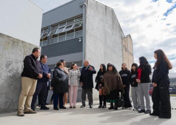 Inauguran año escolar 2025 en Osorno con acto junto a autoridades