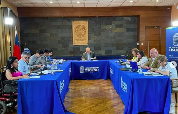Concejo municipal de Osorno abordó despido de trabajadores de empresa de aseo