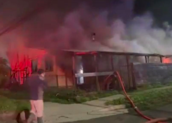 Joven de 21 años muere en incendio que destruyó vivienda en Puerto Octay