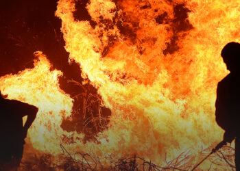 San Juan de la Costa: Incendio en Bahía Mansa dejó una mujer de 28 años fallecida
