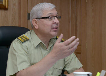 Ex general Yáñez se une al equipo de la candidatura presidencial de Harold Mayne-Nicholls