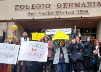 Denuncian que ocho profesores de colegio de Puerto Varas son amenazados de muerte desde 2022