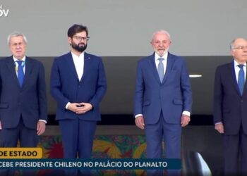 Presidente Boric fue recibido con honores por Lula en Brasil