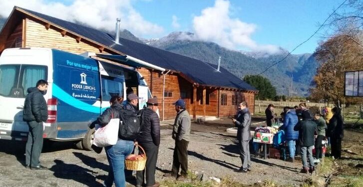Osorno: Bus de la Justicia que asesora en procesos legales recorre la provincia hasta este viernes
