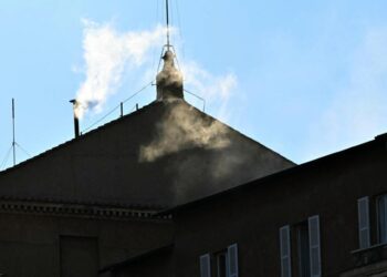 Fumata blanca en el Vaticano: la Iglesia Católica confirma que ya eligió a un nuevo Papa