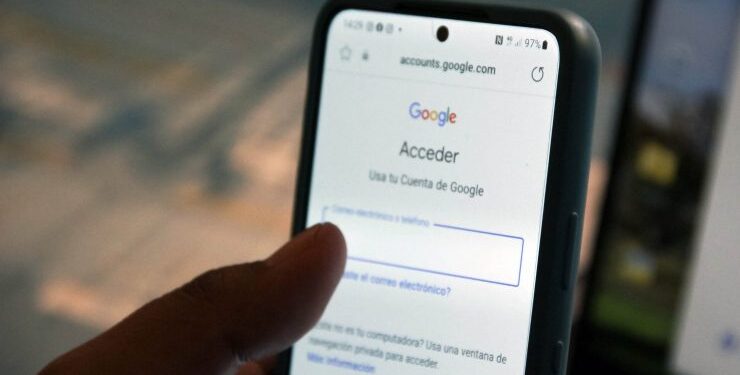 FNE lleva a Google al Tribunal de Libre Competencia: Pide multa por cerca de 89 millones de dólares