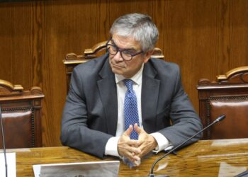 Senado envía a tercer trámite el proyecto de ley de Reajuste del Salario Mínimo