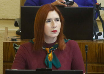 Desaforada diputada Pérez recibirá dieta parlamentaria pese a tener arresto domiciliario total