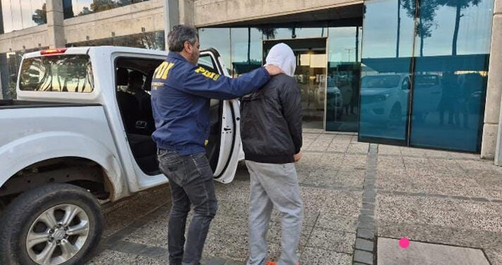 PDI detiene a dos nuevos acusados por megaincendio de Valparaíso: Ambos son bomberos