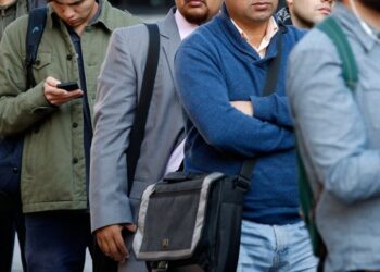 Desempleo subió y llegó a 8,8% entre febrero y abril