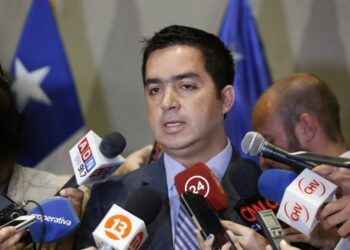 Renuncia jefe nacional de Cibercrimen de la PDI tras filtración de video