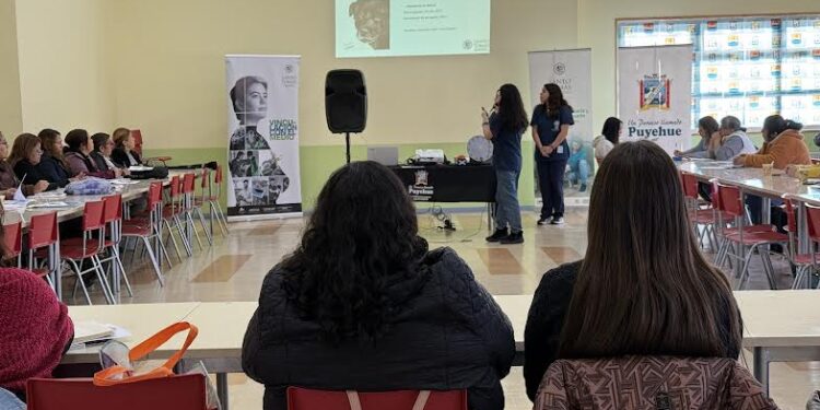 Dirigentes sociales de Puyehue se capacitaron en Santo Tomás Osorno